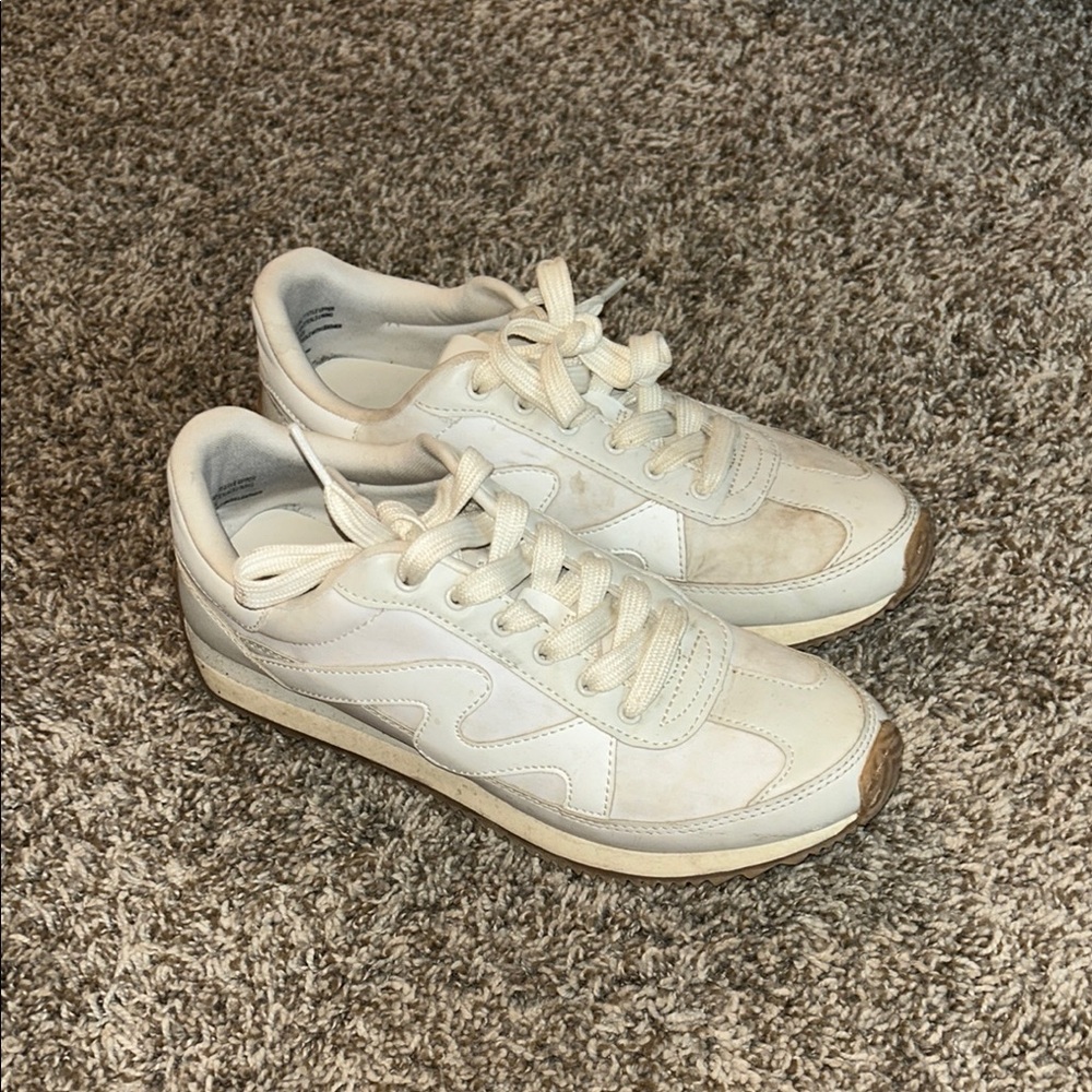 Target Cream Sneakers Low-Top Minimalist Style